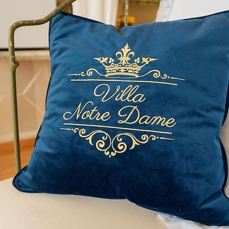 Villa Notre Dame Face Au Chateau Fort Sedan Buitenkant foto